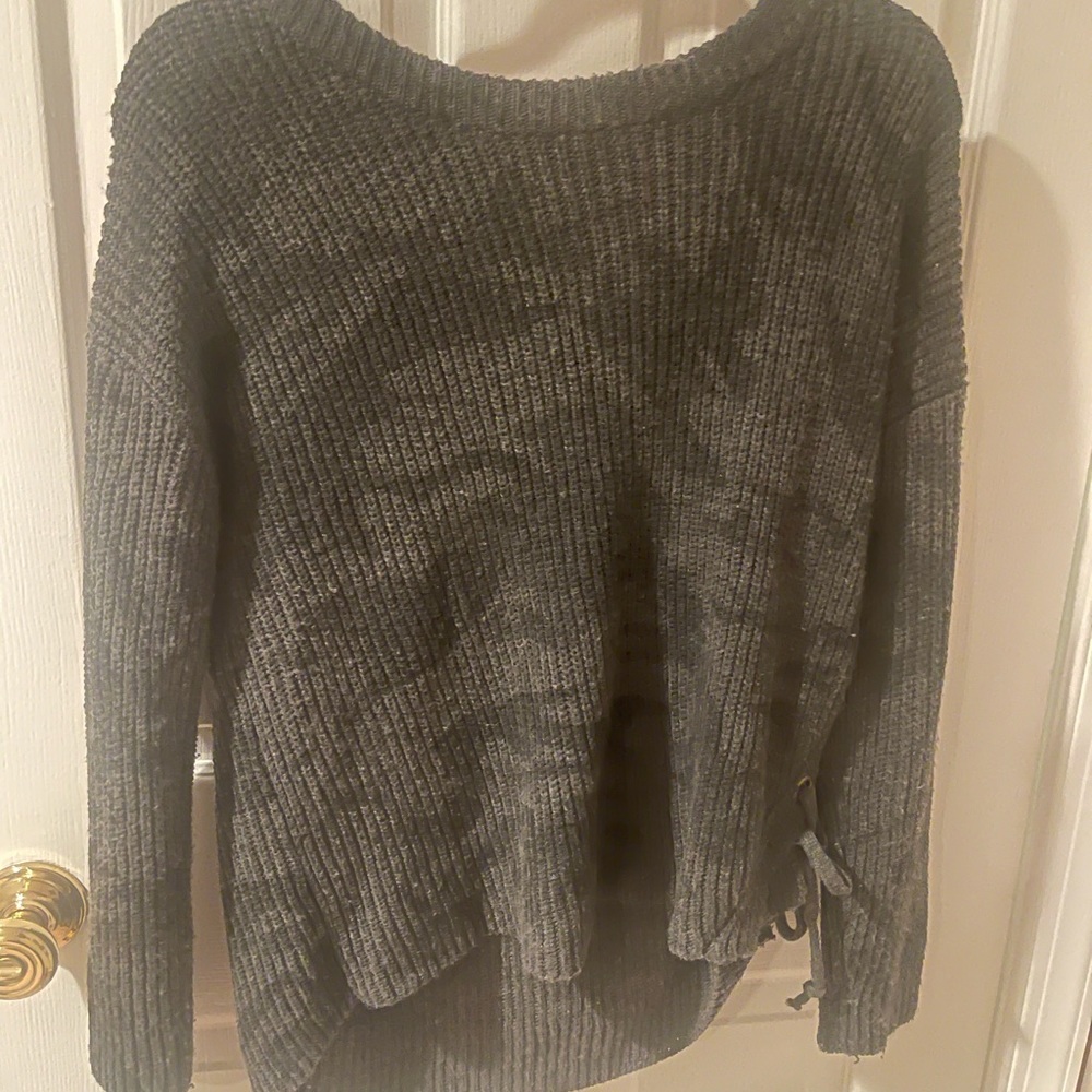 Vintage Havana | camo sweater